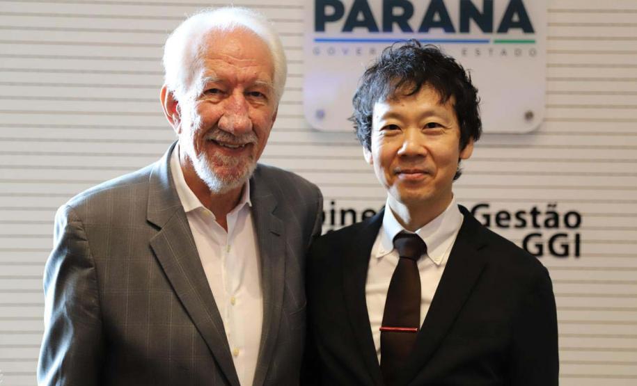 Piana recebe comitiva japonesa para debater participação do Paraná na Expo Osaka