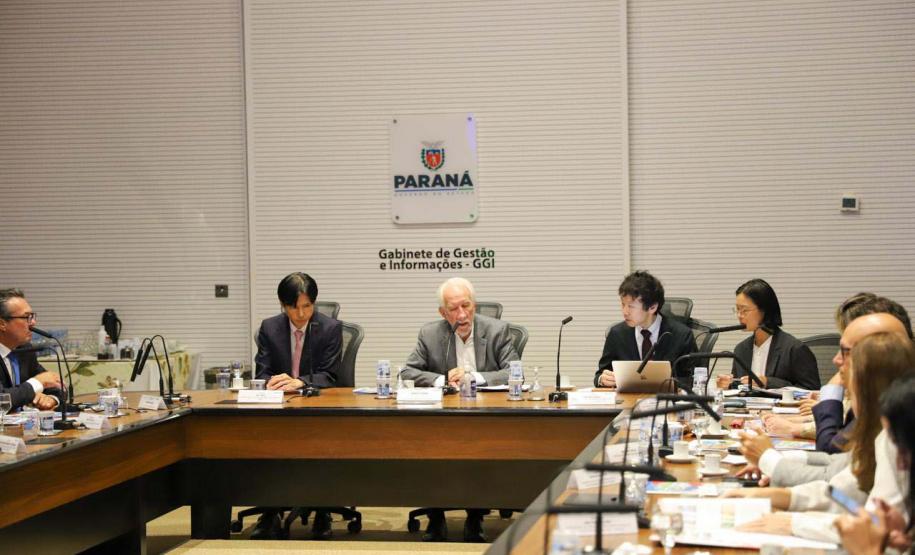 Piana recebe comitiva japonesa para debater participação do Paraná na Expo Osaka