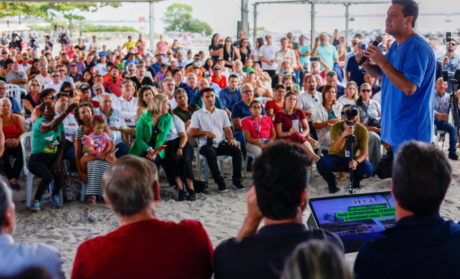 Ratinho Junior libera obras da 1ª fase de requalificação da orla de Pontal do Paraná