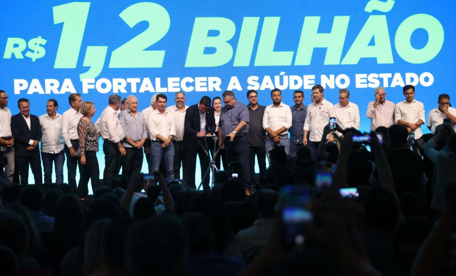 R$ 1,2 bilhão: Ratinho Junior anuncia maior investimento da história da saúde do Paraná