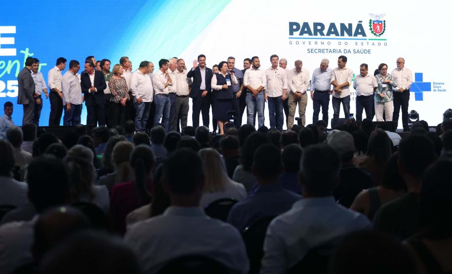 R$ 1,2 bilhão: Ratinho Junior anuncia maior investimento da história da saúde do Paraná