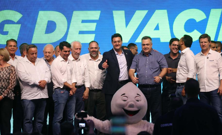 R$ 1,2 bilhão: Ratinho Junior anuncia maior investimento da história da saúde do Paraná