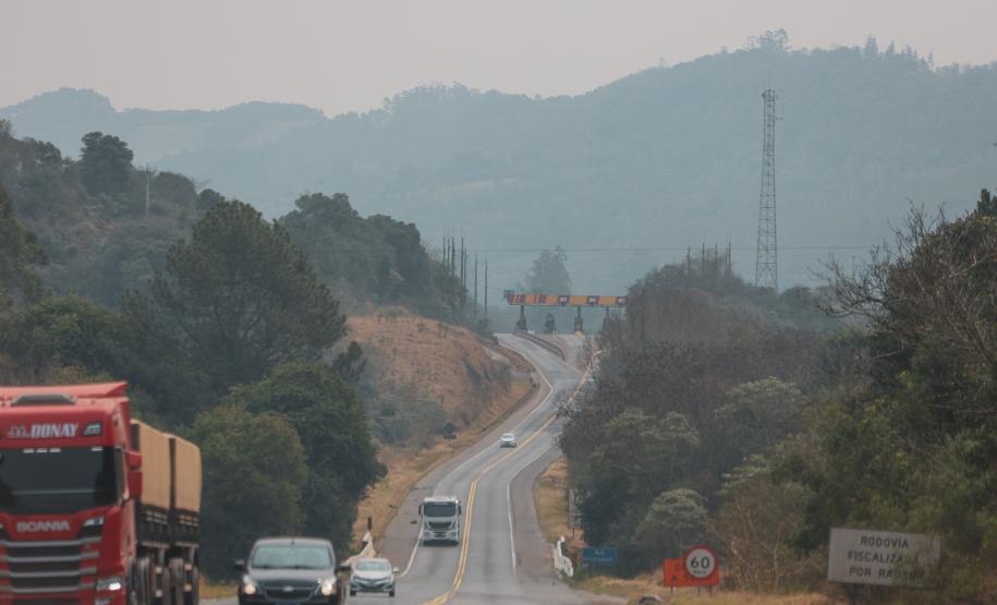 Com R$ 36 bilhões em obras, contratos dos lotes 3 e 6 das rodovias paranaenses são assinados