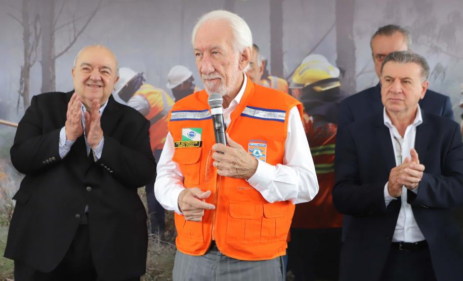 R$ 22 milhões: Estado entrega equipamentos a 100 municípios para combate a incêndios