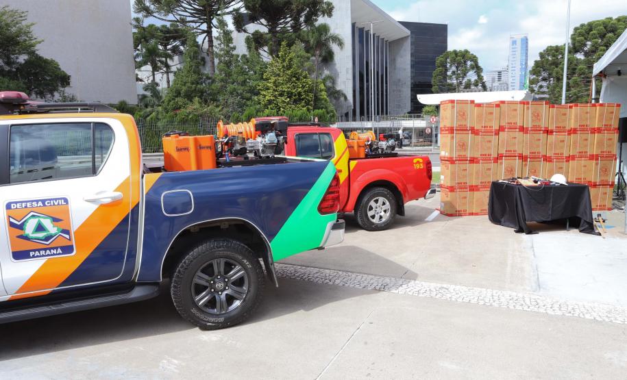 R$ 22 milhões: Estado entrega equipamentos a 100 municípios para combate a incêndios