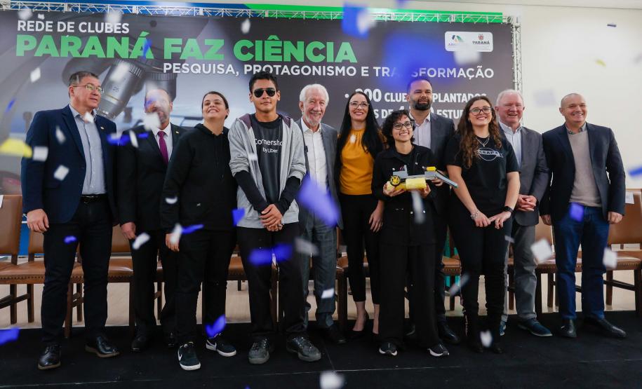 Com 4,7 mil alunos, Clubes de Ciências das escolas levam tecnologia para as comunidades
