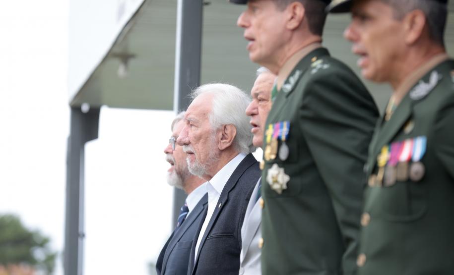Governador em exercício participa das celebrações do Dia do Exército Brasileiro