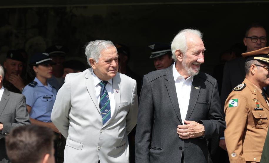 Governador em exercício participa das celebrações do Dia do Exército Brasileiro