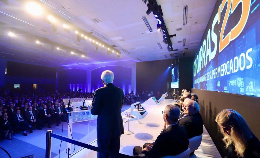 Darci Piana destaca importância do setor supermercadista ao Paraná na ExpoApras 2025