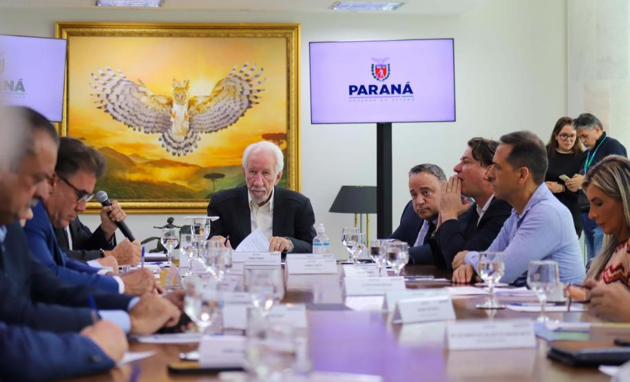 Novo marco regulatório da Ilha do Mel avança com instituição de comitê gestor