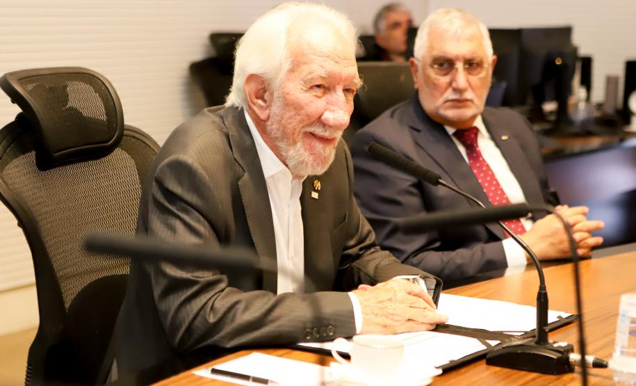 Piana apresenta avanços econômicos do Paraná a autoridades argentinas