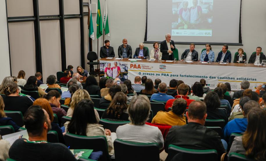 Piana participa de encontro sobre programas voltados à segurança alimentar do Paraná