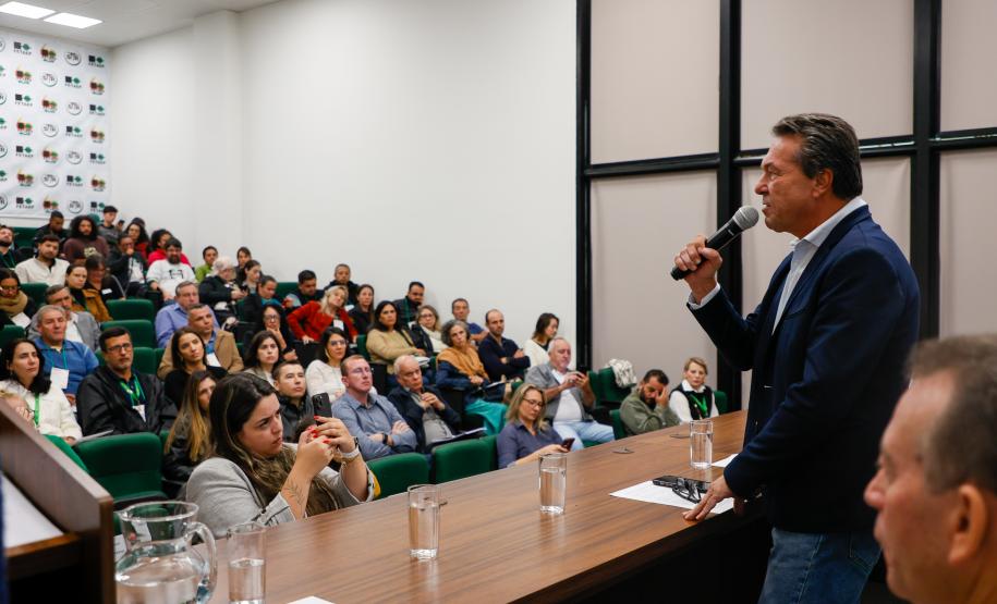 Piana participa de encontro sobre programas voltados à segurança alimentar do Paraná