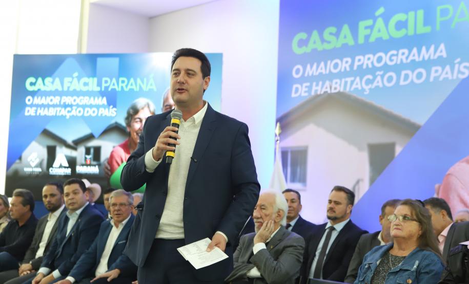 Casa Fácil Paraná chega a 110 mil famílias beneficiadas e investirá mais R$ 1,5 bilhão