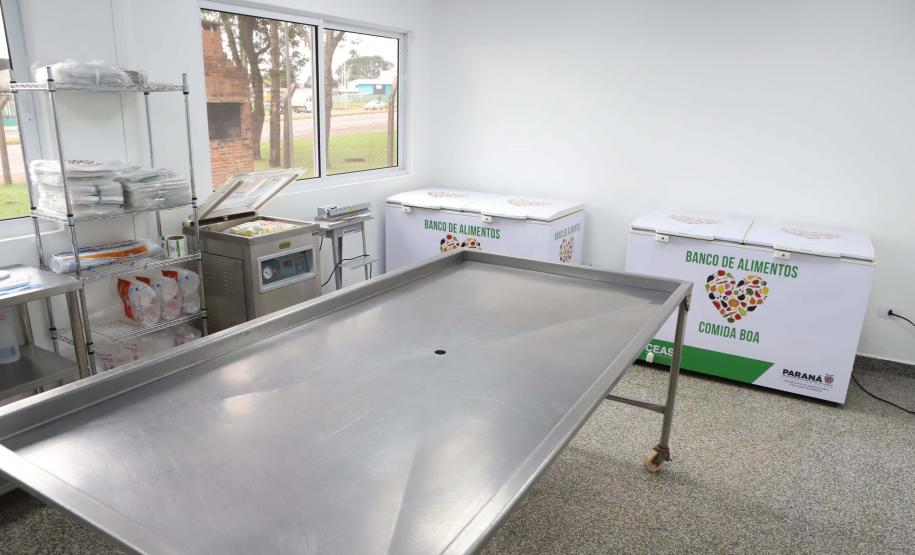 Estado moderniza Banco de Alimentos da Ceasa Cascavel e anuncia revitalização da unidade