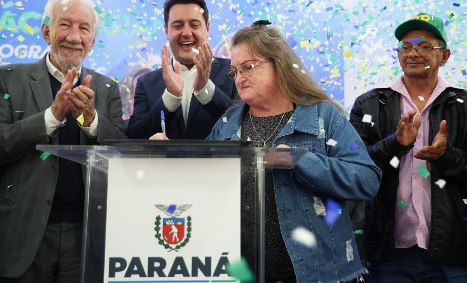 Paraná lança programa inédito no Brasil para idosos conquistarem o sonho da casa própria