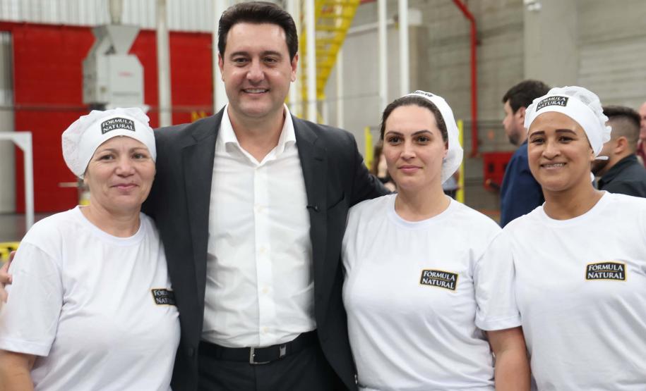 Indústria de alimentos pet inaugura investimento de R$ 140 milhões em Mandirituba