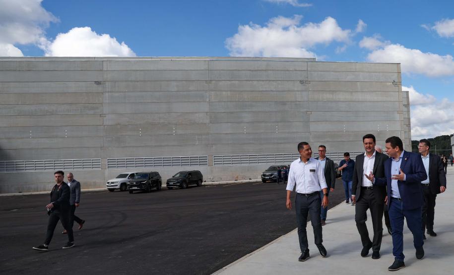 Indústria de alimentos pet inaugura investimento de R$ 140 milhões em Mandirituba