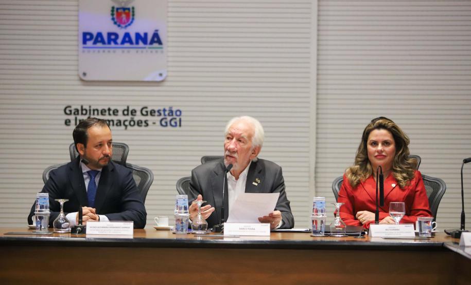 Piana recebe delegação mexicana de Chihuahua para debater parcerias com o Paraná