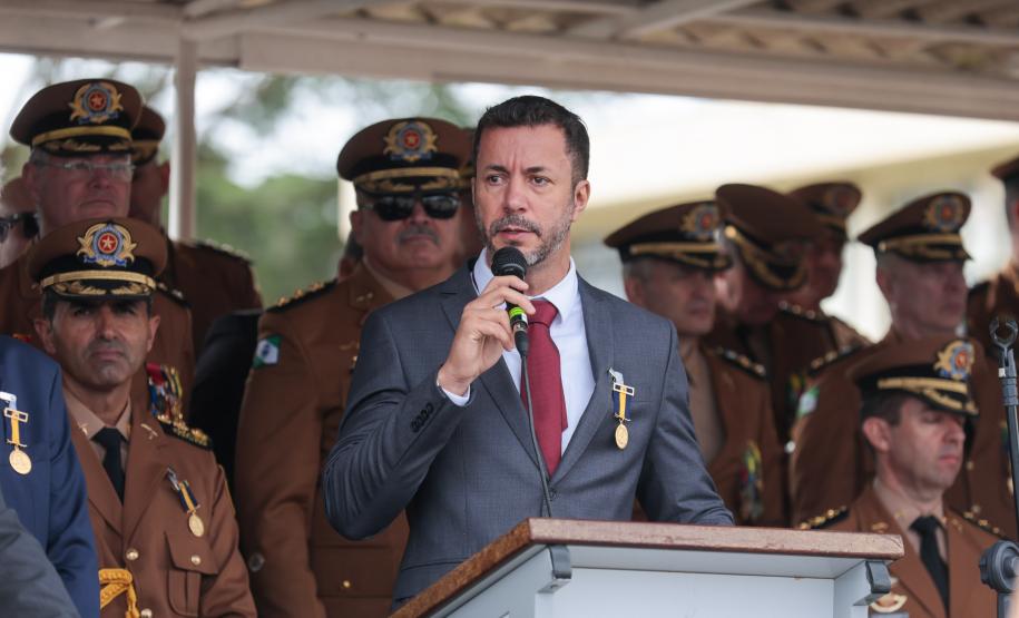 Medalha Coronel Sarmento: secretários e autoridades recebem honraria da PMPR