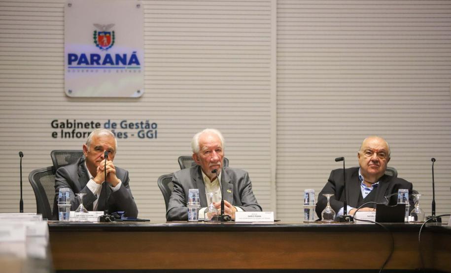 Paraná apresenta potenciais agroindustriais à gigante da irrigação da Arábia Saudita