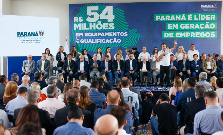 Agências do Trabalhador serão modernizadas com investimento de R$ 54 milhões do Estado