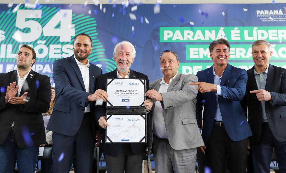 Agências do Trabalhador serão modernizadas com investimento de R$ 54 milhões do Estado