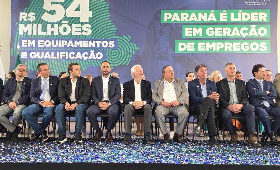 Agências do Trabalhador serão modernizadas com investimento de R$ 54 milhões do Estado