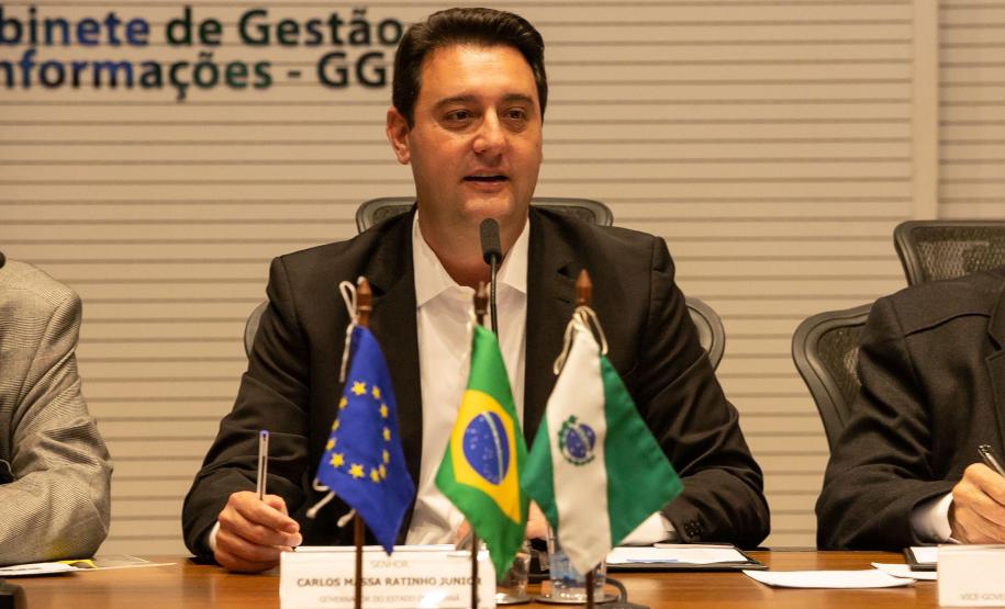Governador recebe comitiva da União Europeia para fortalecer laços com o Paraná