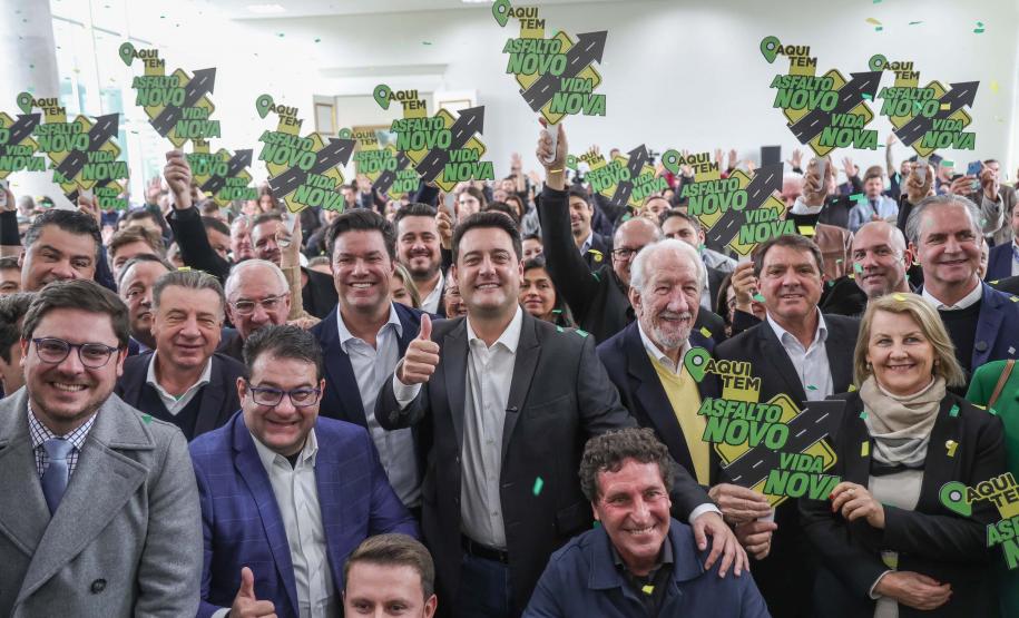 Estado amplia Asfalto Novo, Vida Nova para municípios com cerca de 100 mil habitantes