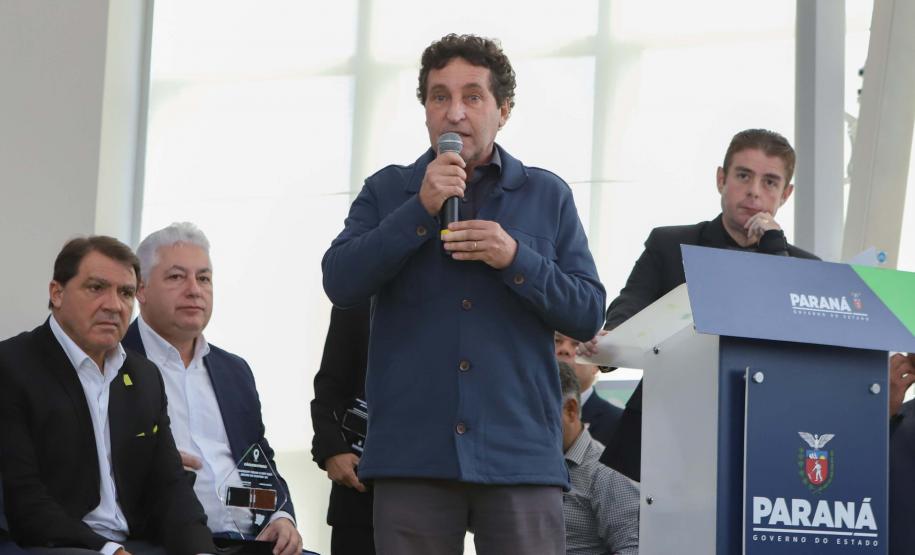 Estado amplia Asfalto Novo, Vida Nova para municípios com cerca de 100 mil habitantes