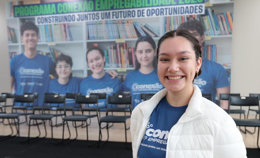 Da escola ao estágio: jovens ganham autonomia com programa de empregabilidade
