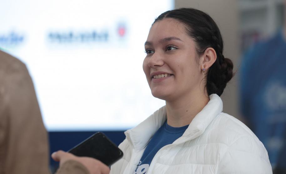 Da escola ao estágio: jovens ganham autonomia com programa de empregabilidade