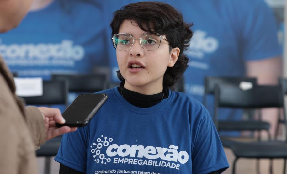 Da escola ao estágio: jovens ganham autonomia com programa de empregabilidade