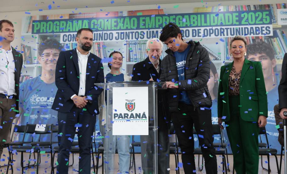 Da escola ao estágio: jovens ganham autonomia com programa de empregabilidade