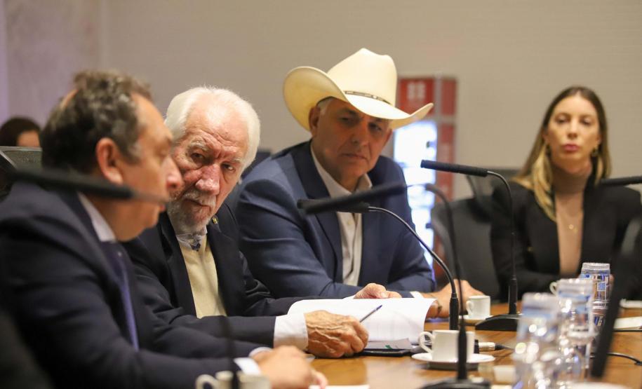 Paraná deve receber empresa norte-americana de combustível sustentável para aviação