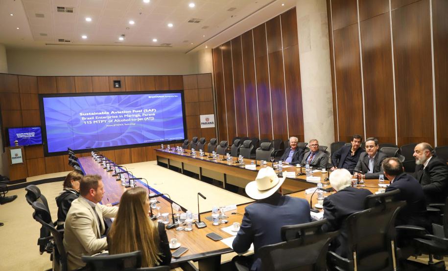 Paraná deve receber empresa norte-americana de combustível sustentável para aviação