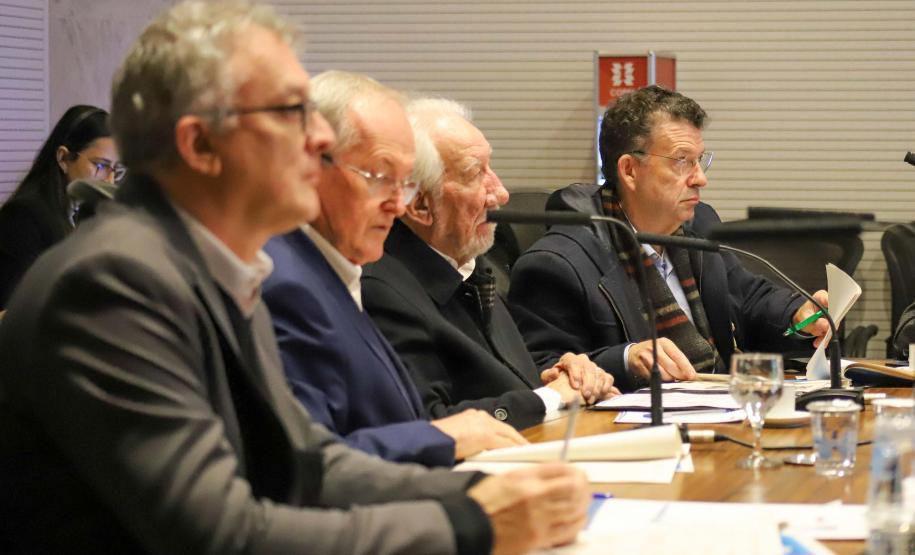 Parceria com Sebrae/PR vai difundir selo de combate à violência contra mulheres