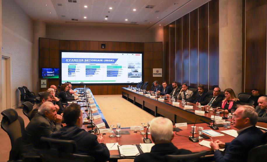 Parceria com Sebrae/PR vai difundir selo de combate à violência contra mulheres