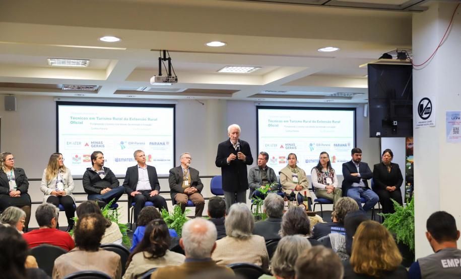 Paraná recebe encontro nacional para debater incentivo ao turismo rural no Brasil