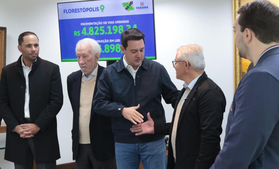 Estado anuncia R$ 49,3 milhões para mais 10 municípios dentro do Asfalto Novo, Vida Nova