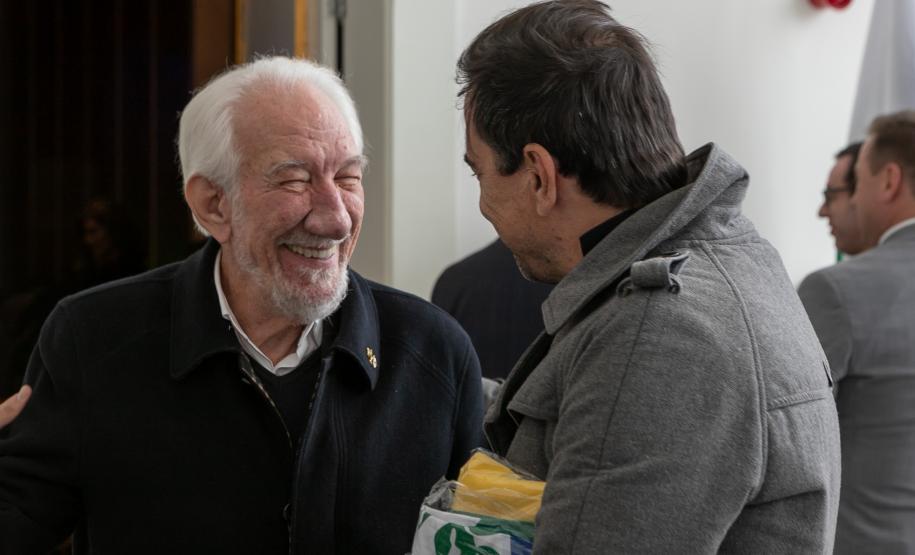 Em reunião com Corpo Consular, Piana destaca força das parcerias internacionais