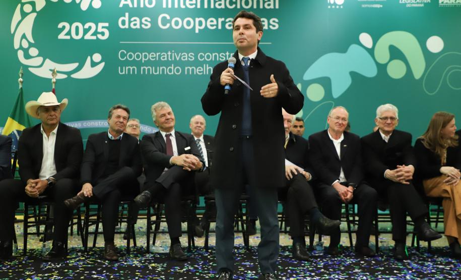 Modelo reconhecido pela ONU, cooperativismo do Paraná é celebrado no Palácio Iguaçu