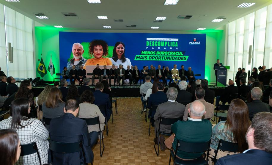 Liberdade econômica: Paraná aumenta lista de atividades com dispensa de licenciamentos