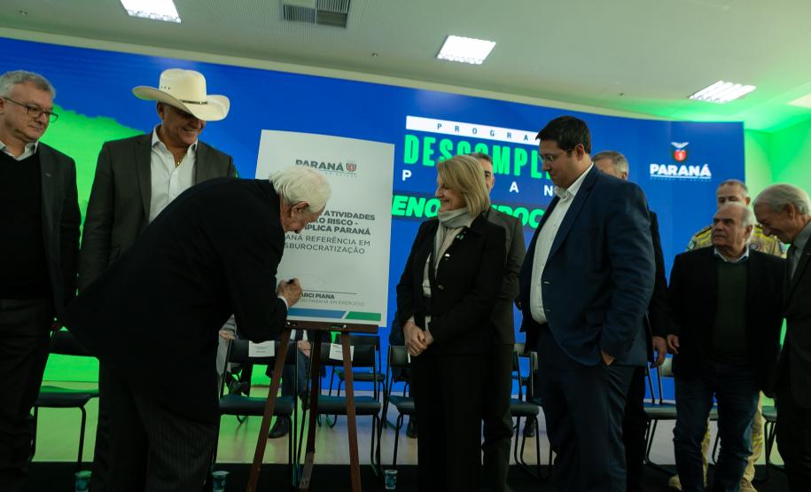 Liberdade econômica: Paraná aumenta lista de atividades com dispensa de licenciamentos