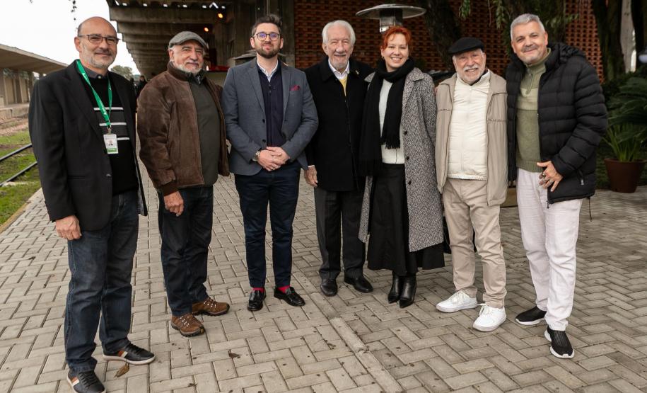 Piana participa da inauguração de novo espaço cultural da Estação Ferroviária de Curitiba