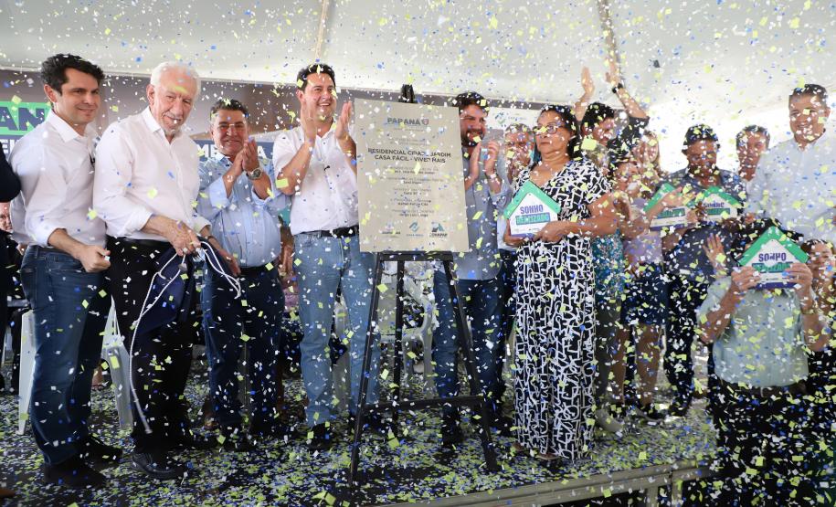 Com piscina e mobília, Ratinho Junior inaugura Condomínio do Idoso de Arapongas
