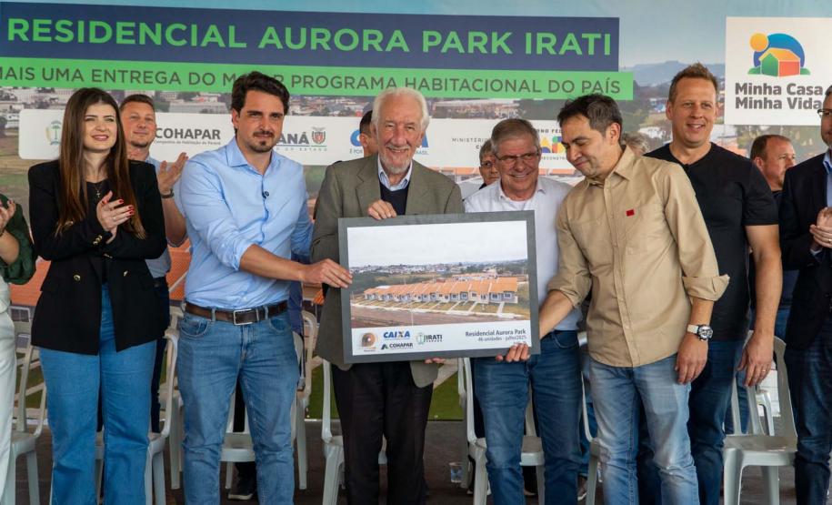 Estado investe quase R$ 1 milhão para ajudar 46 famílias de Irati a comprarem a casa própria