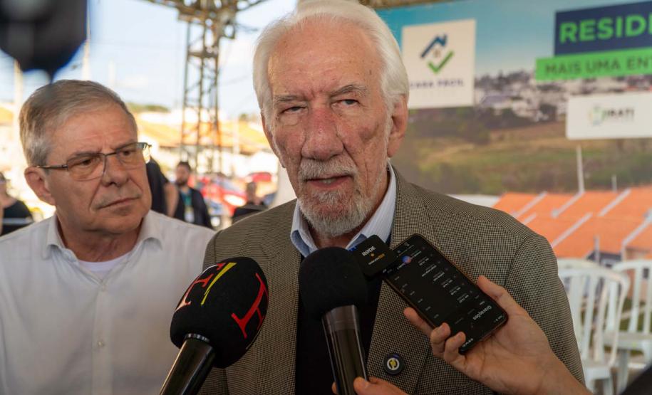 Estado investe quase R$ 1 milhão para ajudar 46 famílias de Irati a comprarem a casa própria