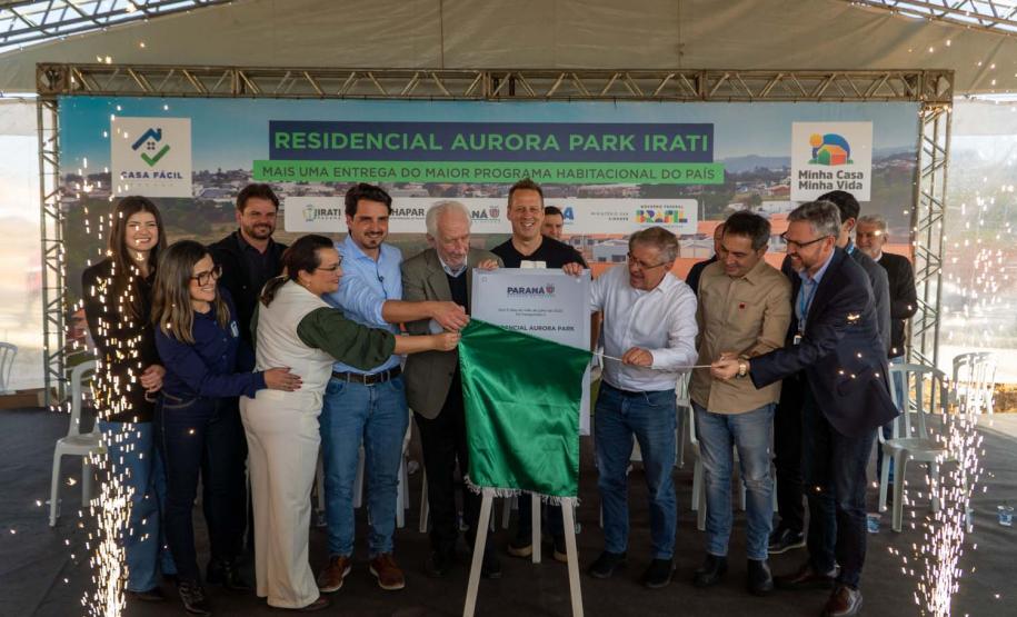 Estado investe quase R$ 1 milhão para ajudar 46 famílias de Irati a comprarem a casa própria